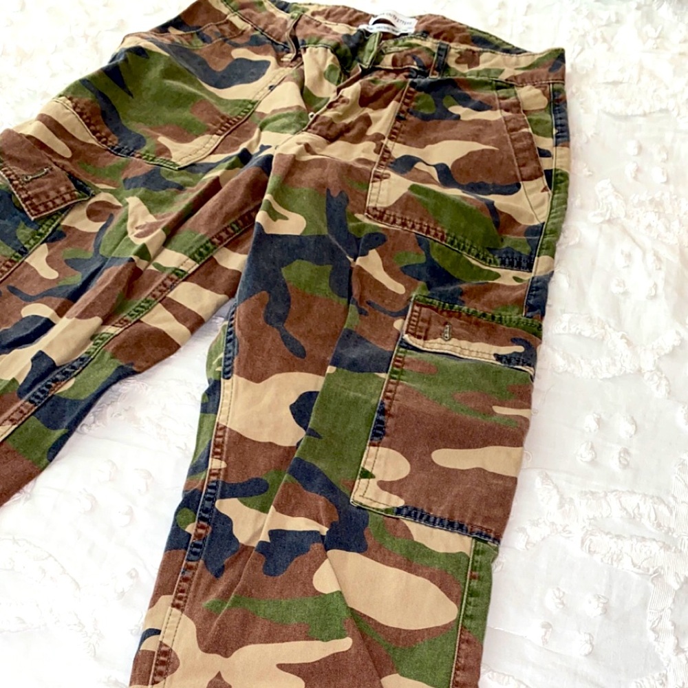 Camo jeans